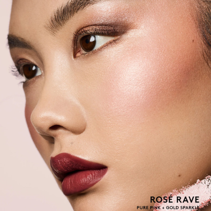 GlowSurge — Schimmerndes Highlighter-Puder fürs Gesicht