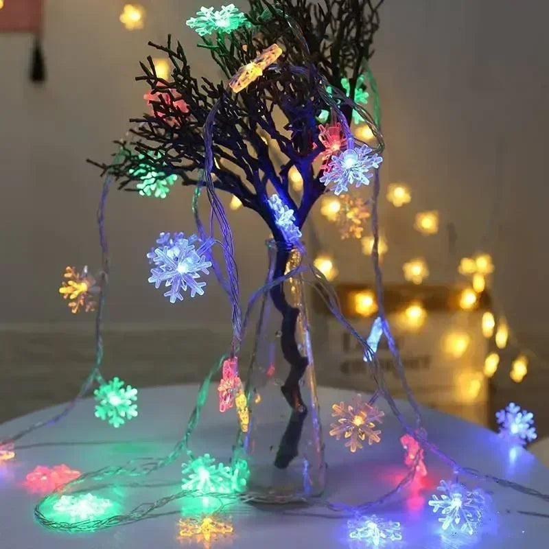 FrostGleam™ | Funkelnde Schneeflockenlichter für zauberhafte Winterabende