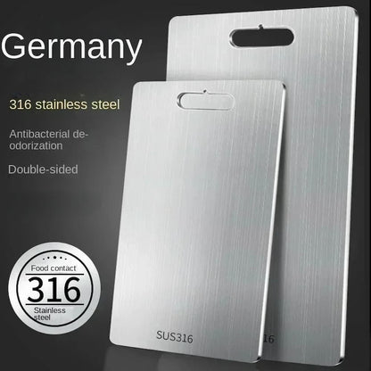 SteelGuard Pro — Schneidebrett aus Edelstahl für die Lebensmittelzubereitung in der Küche