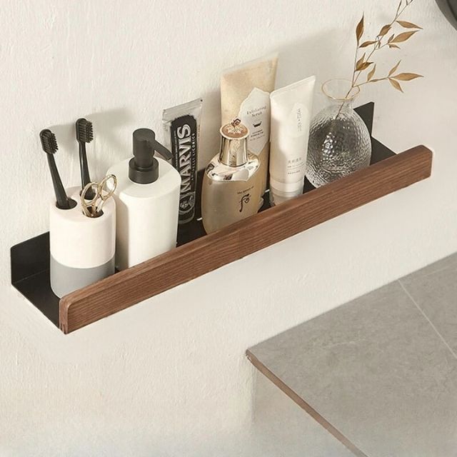 WoodHaven – Rustikales Holzregal für das Badezimmer