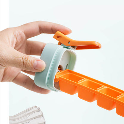1+1 GRATIS | FrostPulse™ | Eiswürfelform mit Knopf – Hygienisch, leicht entnehmbar & platzsparend