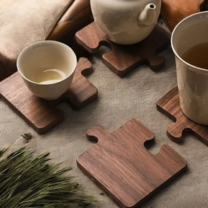 Alderon – Puzzle-Untersetzer aus Walnussholz