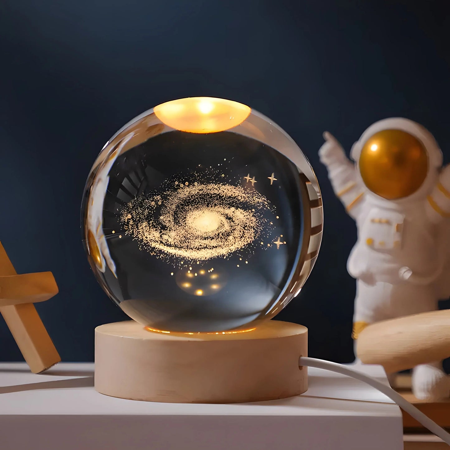 AstralGlow – 3D-Galaxie-Kugellampe