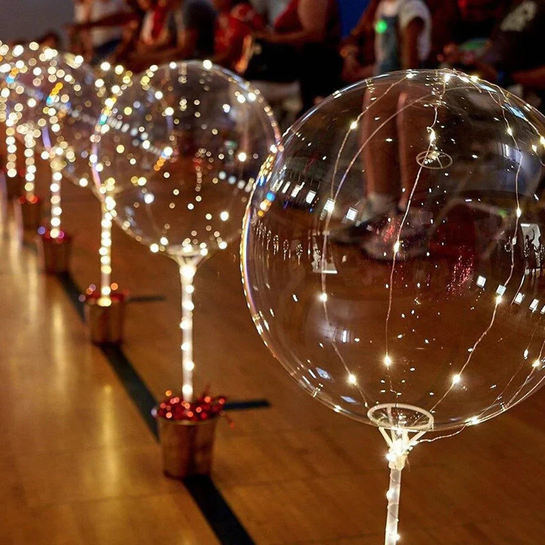 Partyballon – Ballondekoration mit LED-Licht