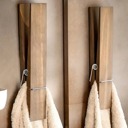 GiantClip – Handtuchhalter aus Holz zur Wandmontage