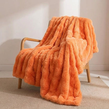 WarmNest™ Decke aus Kunstkaninchenfell