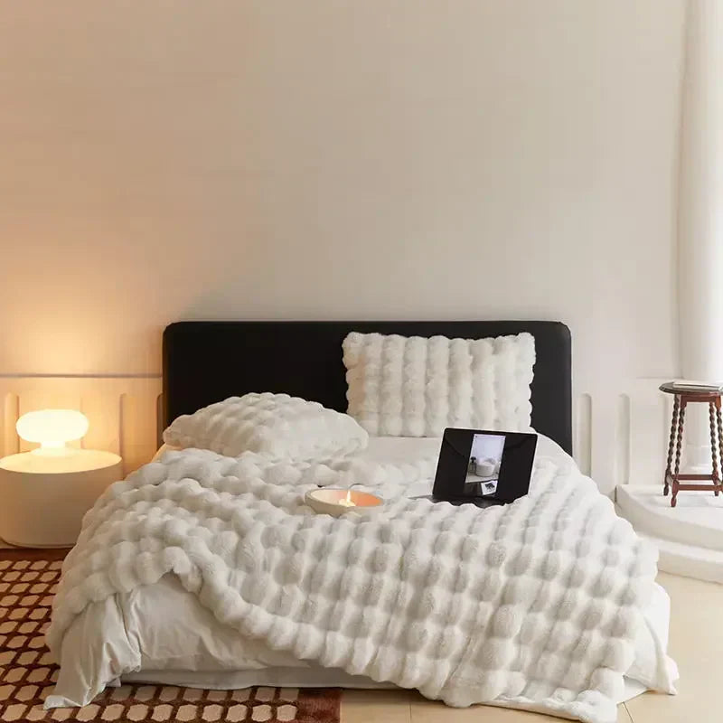 Reversible Blanket | Plush & Smooth Double-Sided | Polyester Fleece | Year-Round Warmth