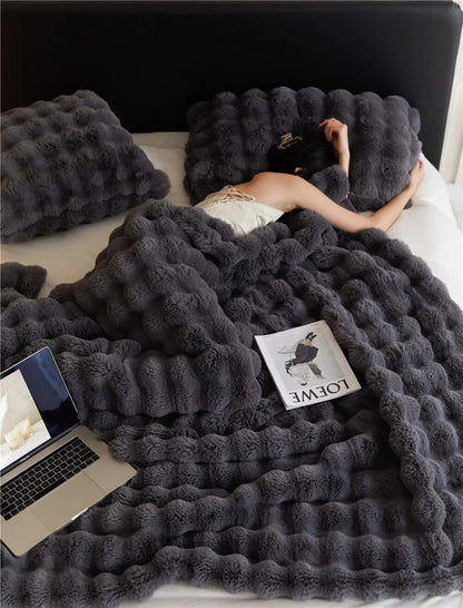 Reversible Blanket | Plush & Smooth Double-Sided | Polyester Fleece | Year-Round Warmth