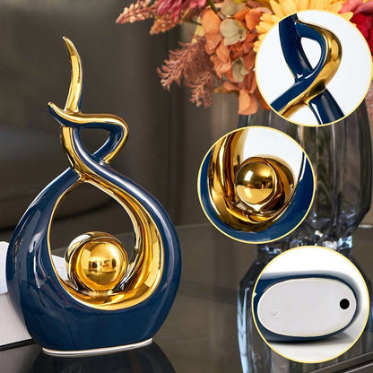LuxeForm – Abstrakte Keramikskulptur mit Goldakzent