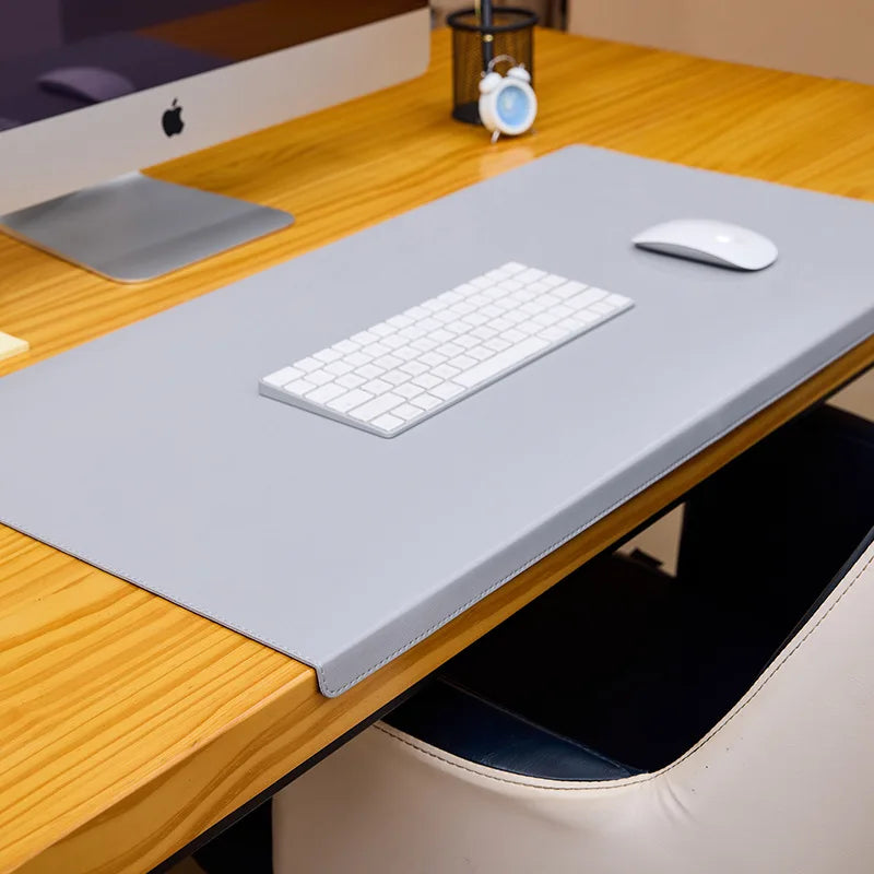 GuardDesk™ | Premium Schreibtischunterlage aus Kunstleder