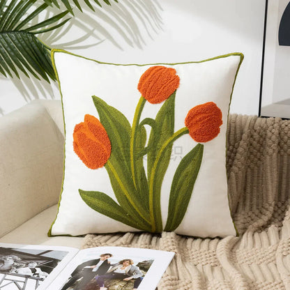 BloomLinen – Bestickter Kissenbezug mit Blumenmuster
