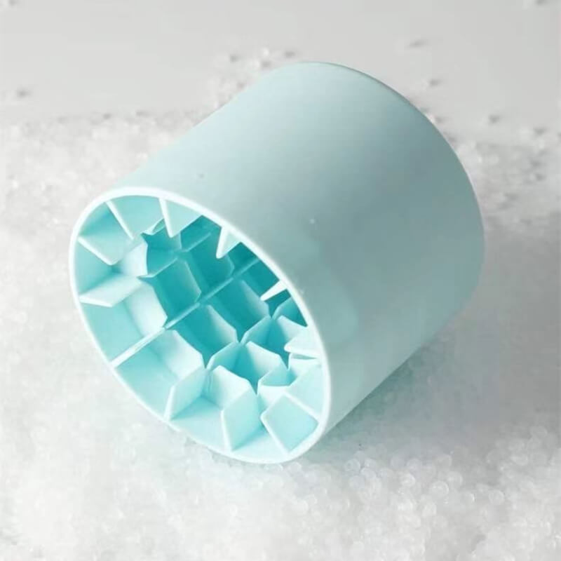 FrozenIce™ - Tragbarer Silikoneiswürfelbereiter mit Deckel | 30% Rabatt!