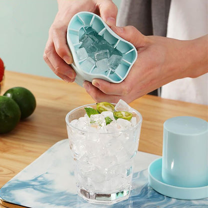 FrozenIce™ - Tragbarer Silikoneiswürfelbereiter mit Deckel | 30% Rabatt!
