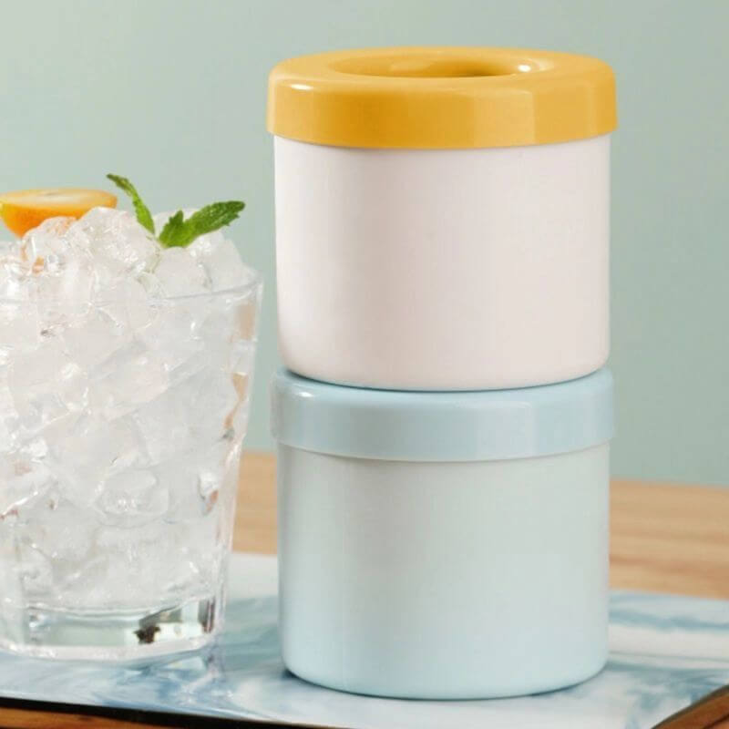 FrozenIce™ - Tragbarer Silikoneiswürfelbereiter mit Deckel | 30% Rabatt!