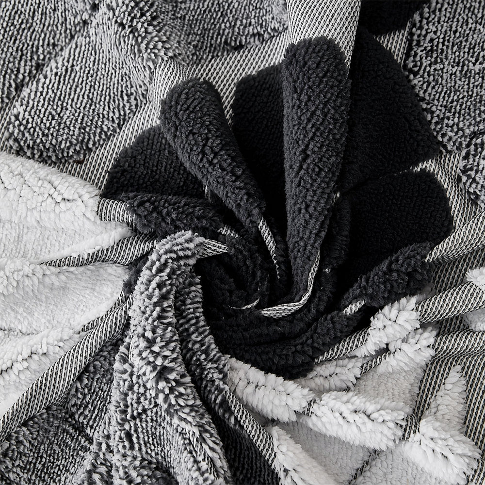 LeafPlush™ | Kuschelweiche Sofadecke mit elegantem Blattmuster – Für gemütliche Stunden & ein stilvolles Zuhause!