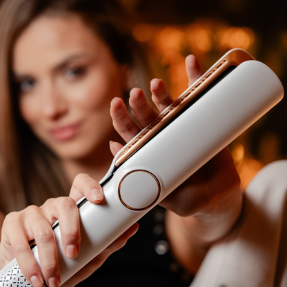 AirSilk™ Straithair Pro - Luftglätter + GRATIS Airstyler inkl. 5 Aufsätze