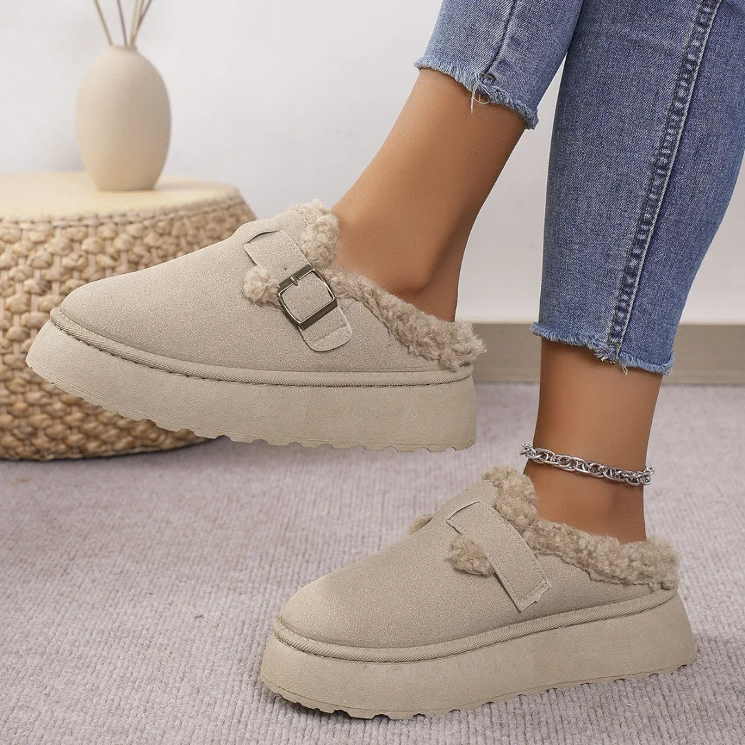50% Rabatt | LuxeStep™ | Stilvolle Damen-Pantoffeln mit Fell, warm & komfortabler Plateausohle für gemütliche Tage