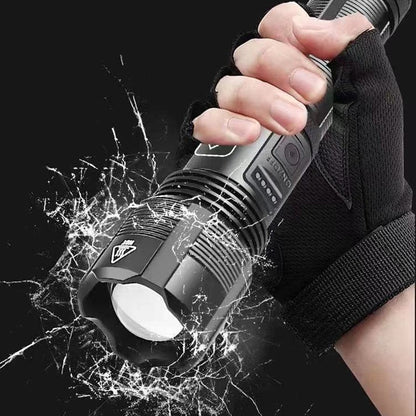 LumaForce™ | Unaufhaltsame Helligkeit, die Ihre dunkelsten Momente erleuchtet