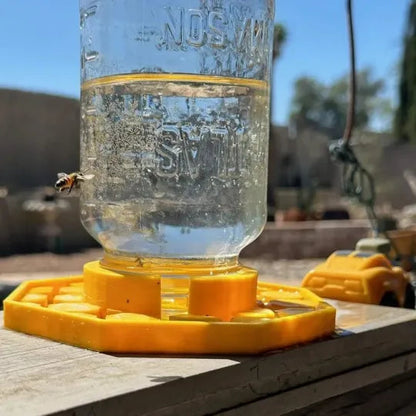 GlowNectar — Garten-Futterspender für Bienen und nützliche Insekten