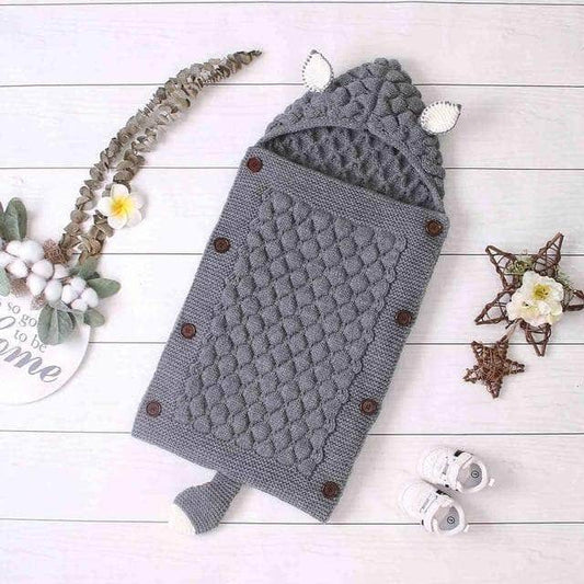 SnuggleNest™ | Gestrickter Baby-Schlafsack mit Öhrchen