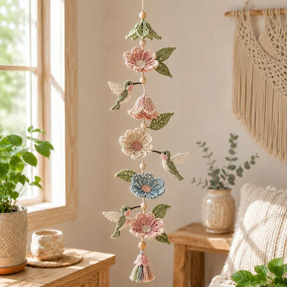 Nur noch heute 50 % Rabatt | Hummingbird Haven™ – Liebevoll handgehäkelte Blumengirlande mit Kolibris für ein gemütliches Zuhause!