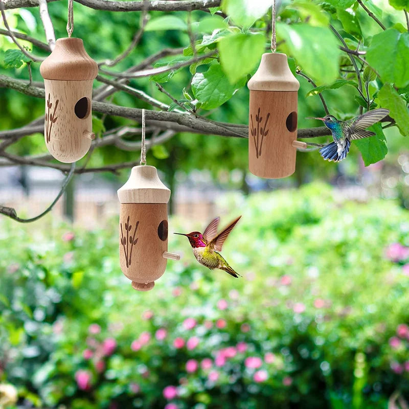 NestNatur™ – Handgefertigtes Kolibrihaus aus Holz