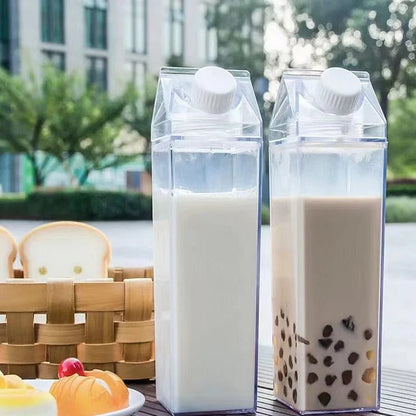 HydraCube — Auslaufsichere, quadratische Trinkflasche im Milchkarton-Design