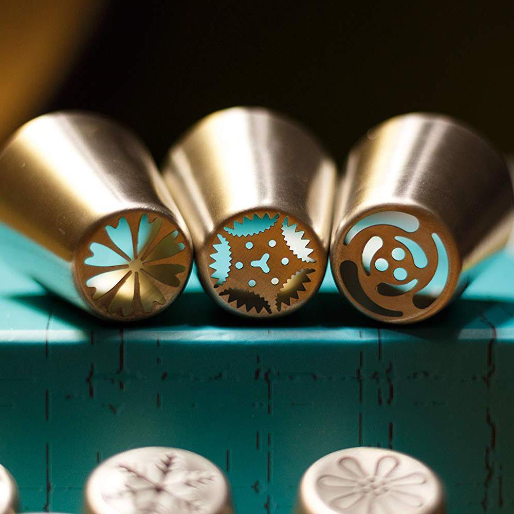 Cake Toppers™ - Schöne und professionelle Torten backen! | Satz von 14 [Letzter Tag Rabatt]