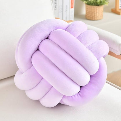 Velvet Cozy Knot Pillow – Handgemachtes Design-Dekokissen (11 Zoll)