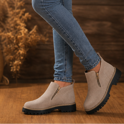 Stridewell – Stiefeletten mit eckigem Absatz und Reißverschluss