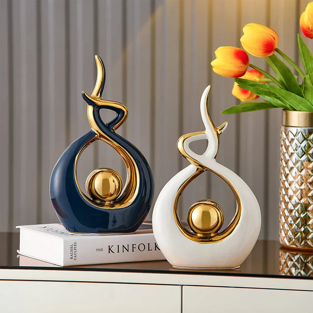 LuxeForm – Abstrakte Keramikskulptur mit Goldakzent