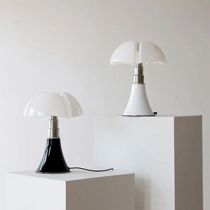 BloomSphere – Moderne Blumen-Tischleuchte